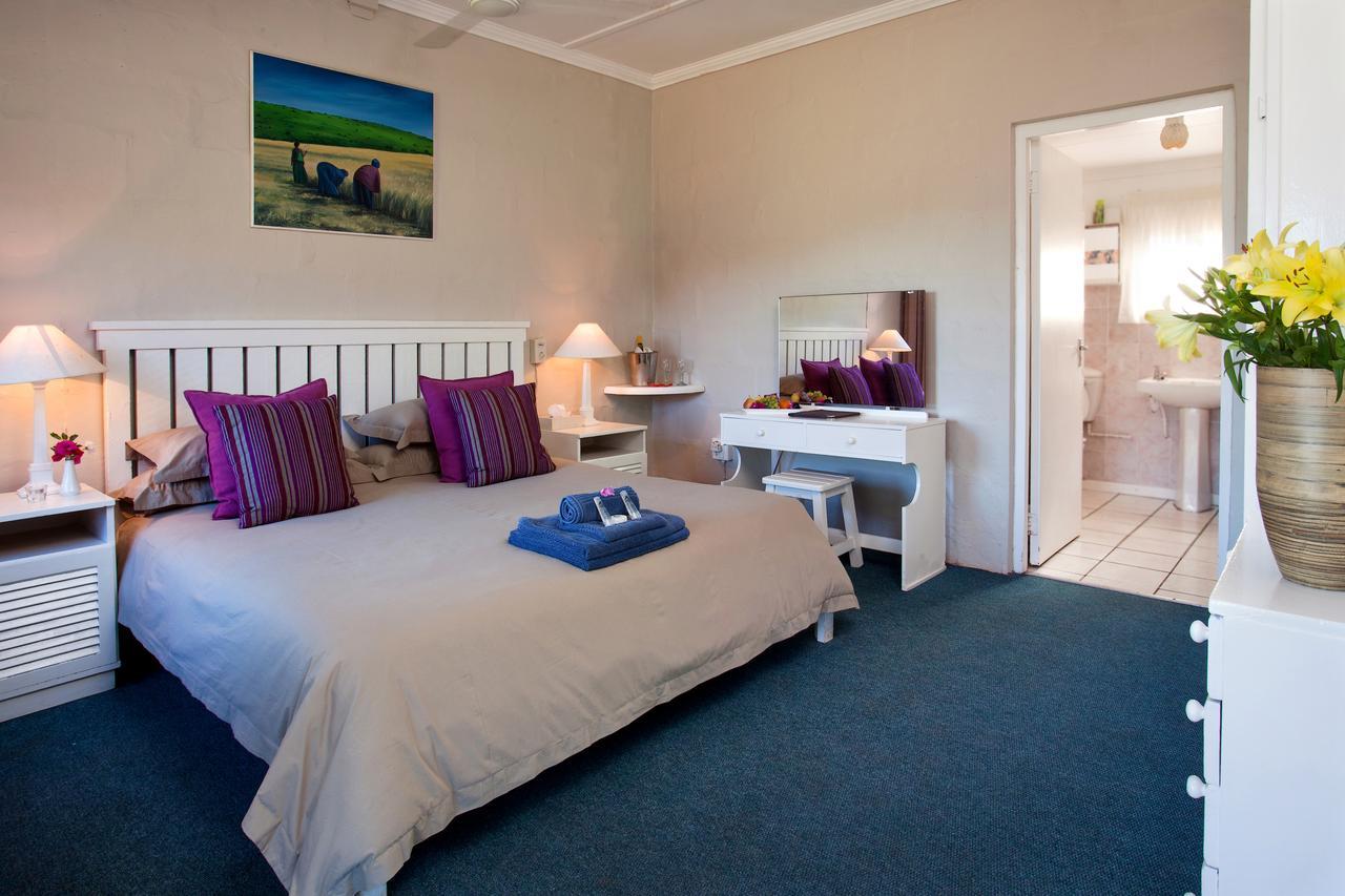 Trennerys Hotel Qolora Mouth Room photo
